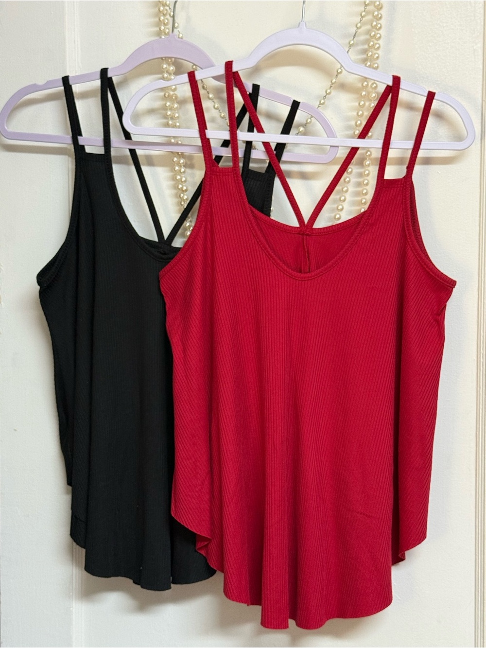 Women’s Ribbed Double-Strap Tank Top - Red & Black XL